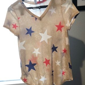 HoneyMe oatmeal star shirt